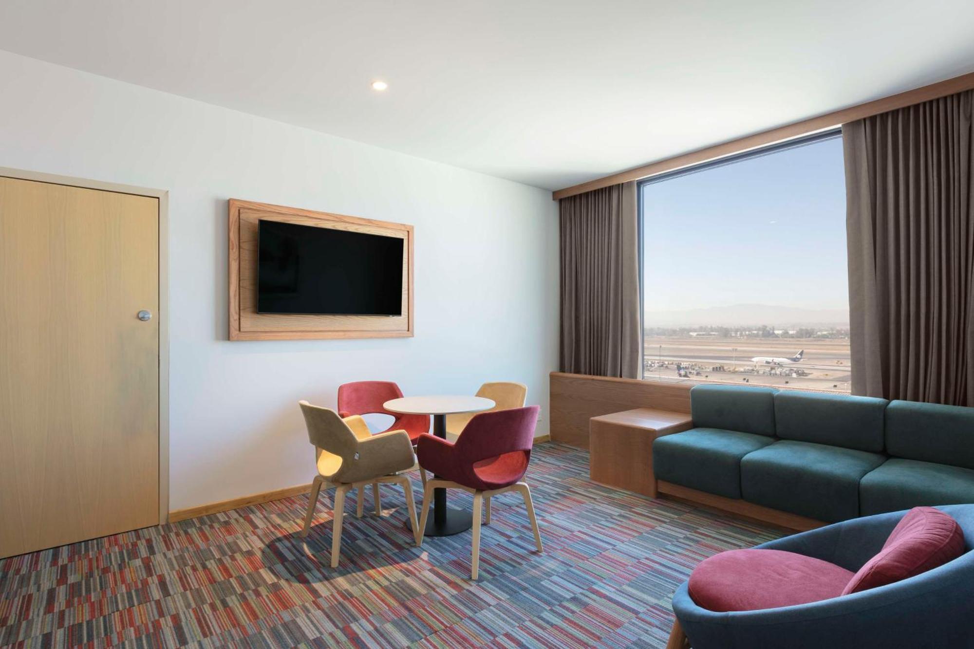Hilton Garden Inn Guadalajara Airport El Zapote  Dış mekan fotoğraf
