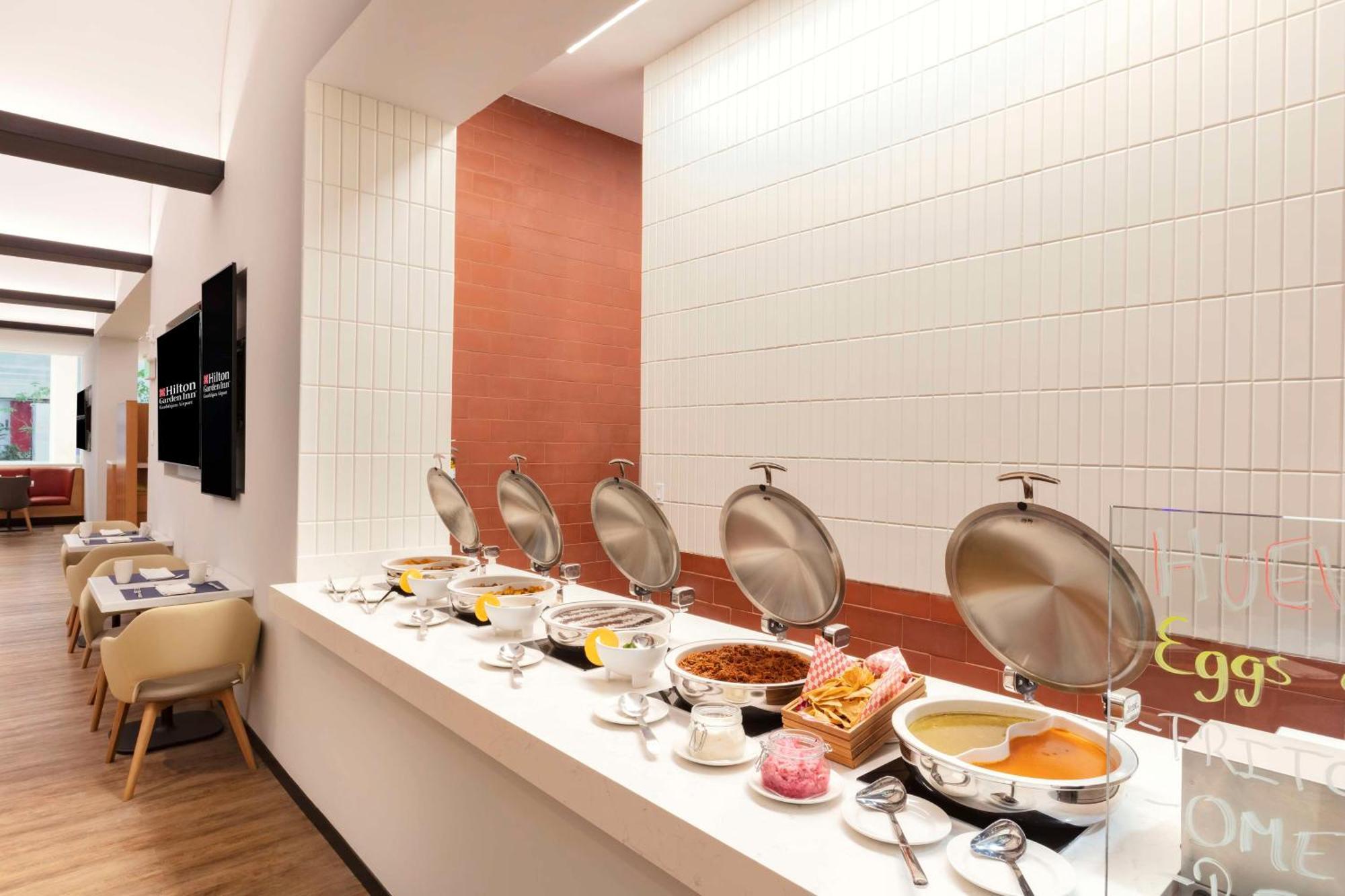 Hilton Garden Inn Guadalajara Airport El Zapote  Dış mekan fotoğraf